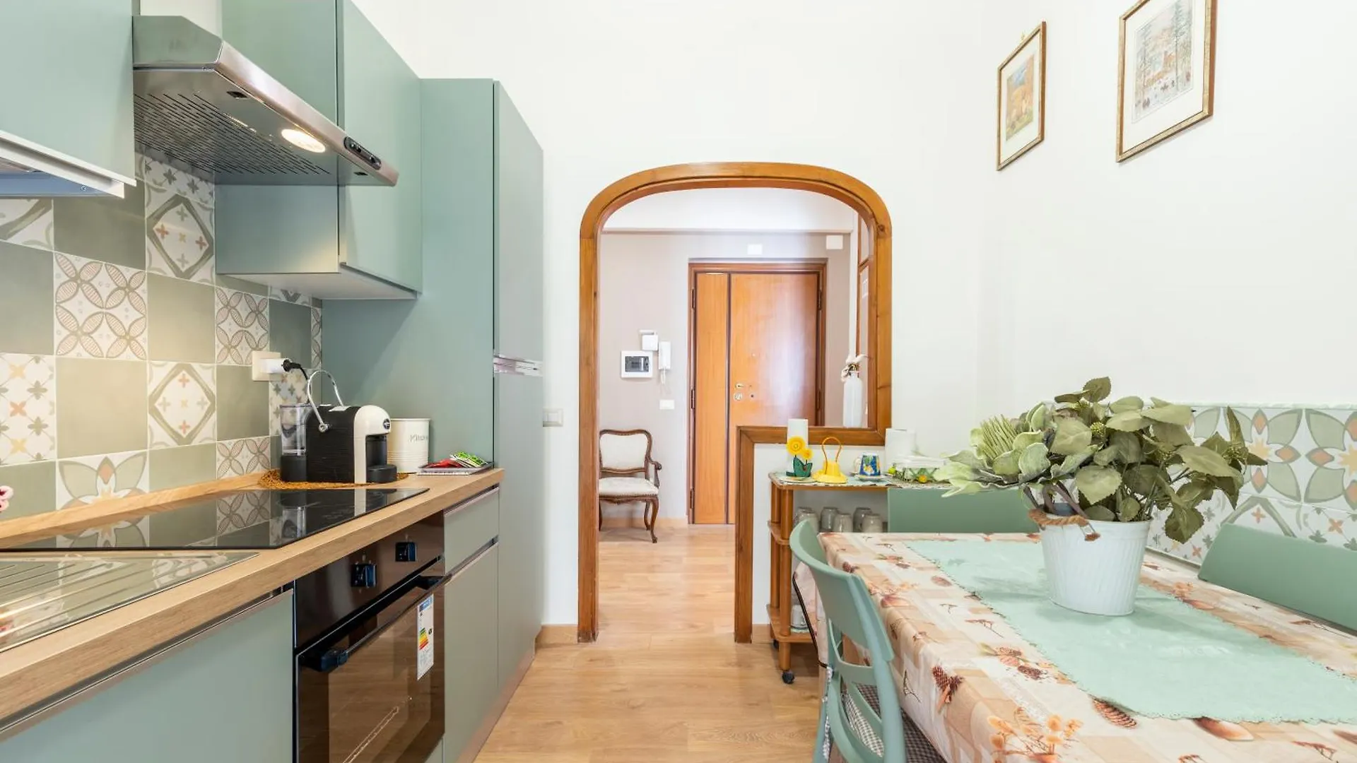 Charming Battistini Apartment Rome Italy
