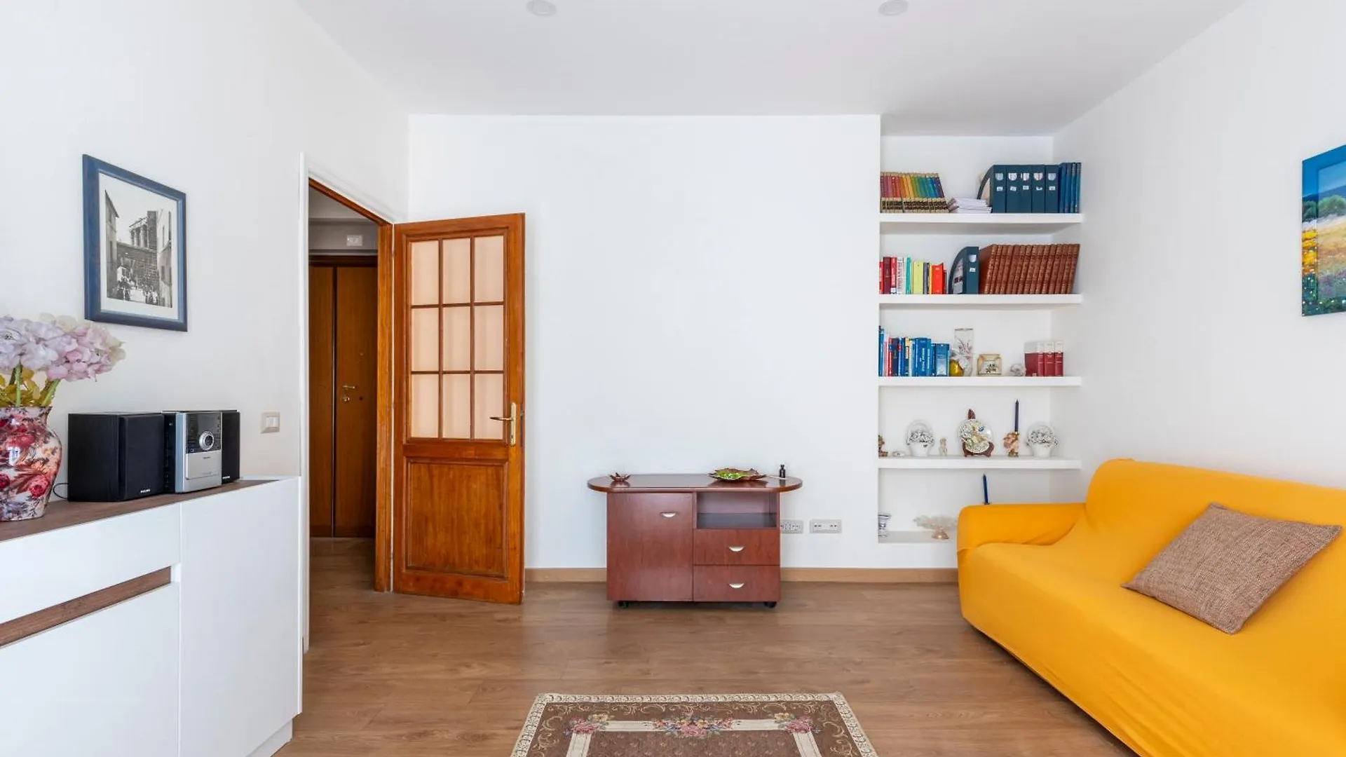 Charming Battistini Apartment Rome