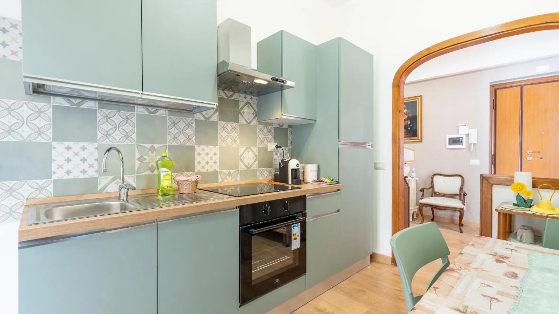 Charming Battistini Apartment Rome